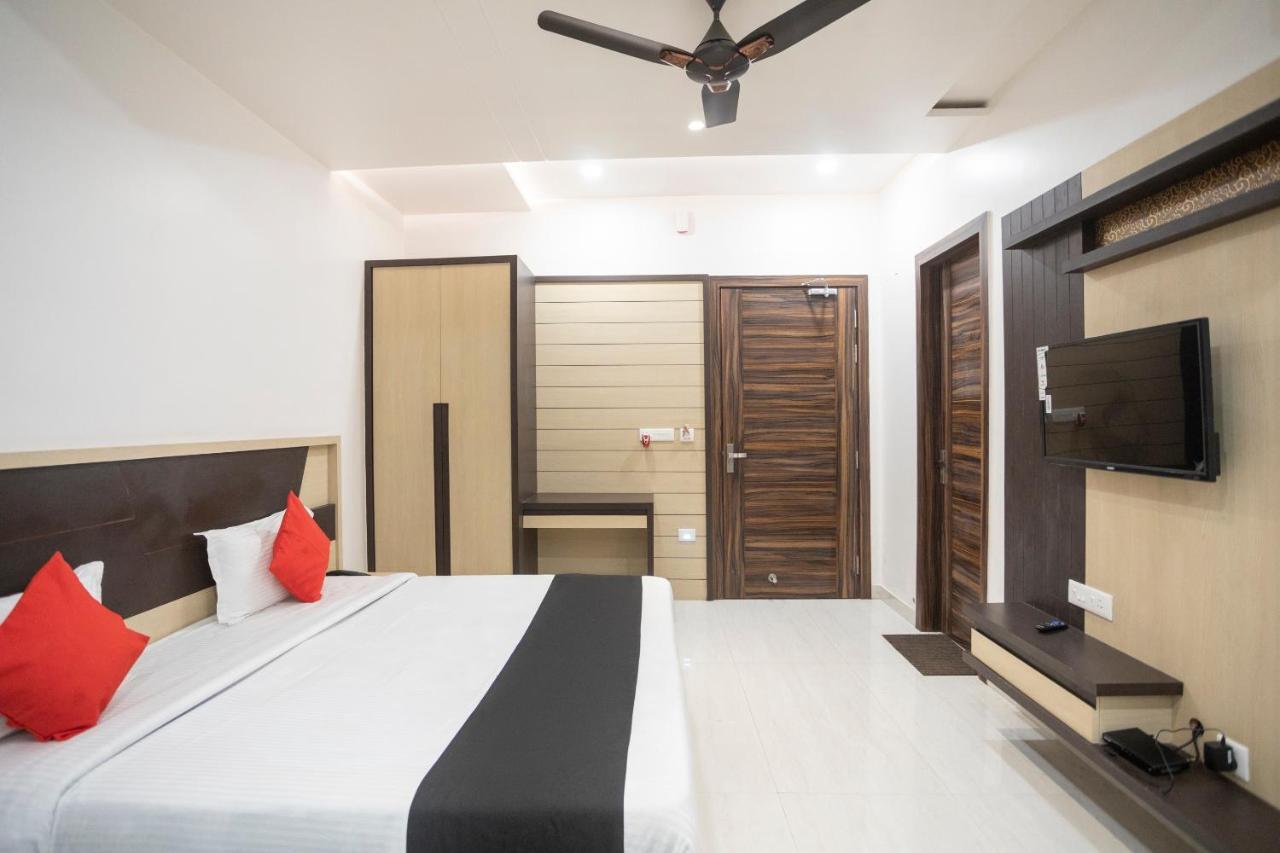 Capital O 69415 Green View Resort Alīgarh Exterior foto
